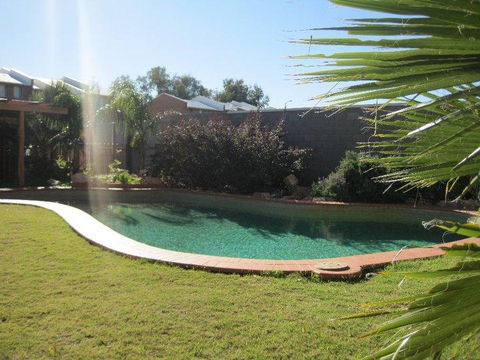 Desert Rose Inn Alice Springs - Gold Coast 4U 1