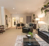 Designer Style Terrace in the heart of Surry Hills - Gold Coast 4U