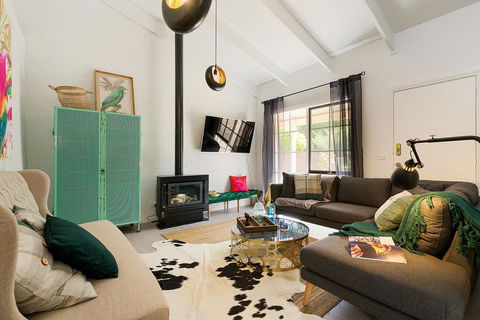 Designer Town Villa - Gold Coast 4U 0