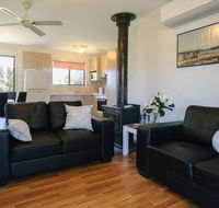 Dom's Place - Accommodation Gold Coast