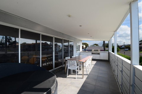 Dream Catcher Beach House - Shellharbour - 1 Gold Coast 1