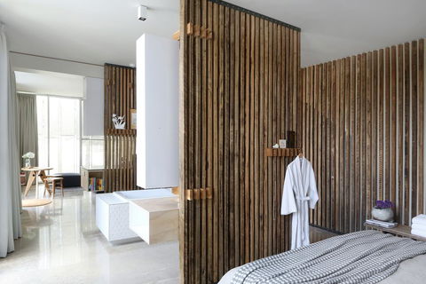Drift House - Accommodation Gold Coast 1