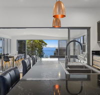 Due North Beach House - Gold Coast 4U