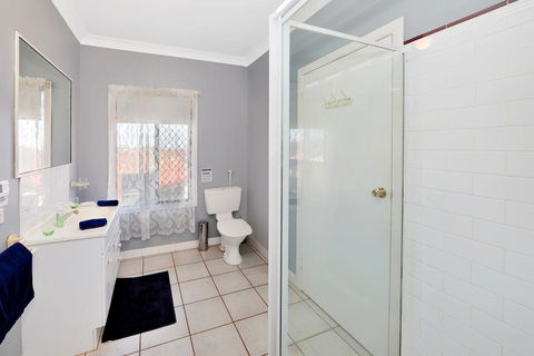 Dunelm House - Gold Coast 4U 1