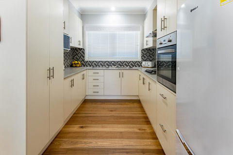 EAGLE VIEW UNIT 5 STAR - Gold Coast 4U 3