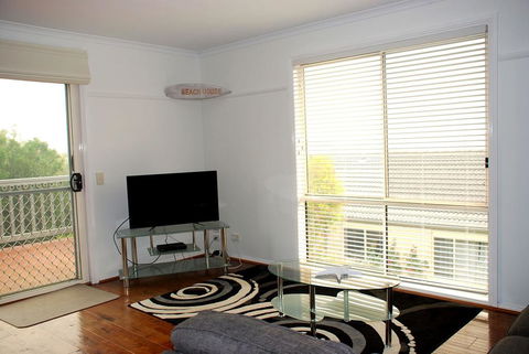 EAGLES NEST VIEWS ON TAMARA - Accommodation Gold Coast 2