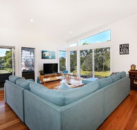 Eagleview - Pet Friendly - 4 Min Walk to Beach - Accommodation Gold Coast