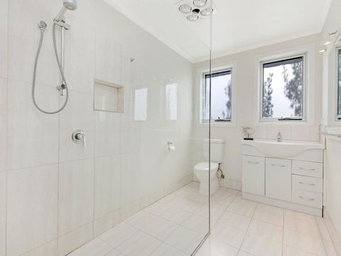 East Beach House - Gold Coast 4U 1