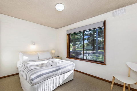 Eastern Beach Units #3 - Accommodation Gold Coast 2