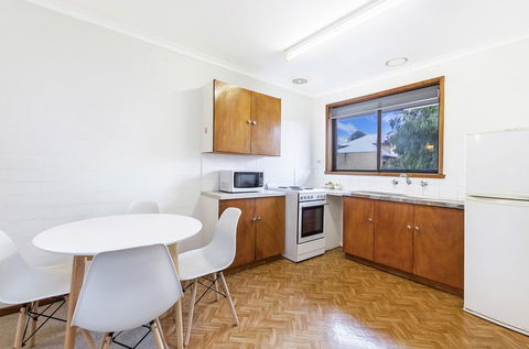 Eastern Beach Units #4 - Accommodation Gold Coast 3