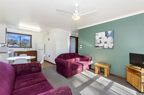 Eastern Beach Units #4 - Accommodation Gold Coast 2