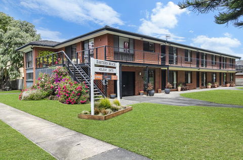 Eastern Beach Units #4 - Accommodation Gold Coast 0
