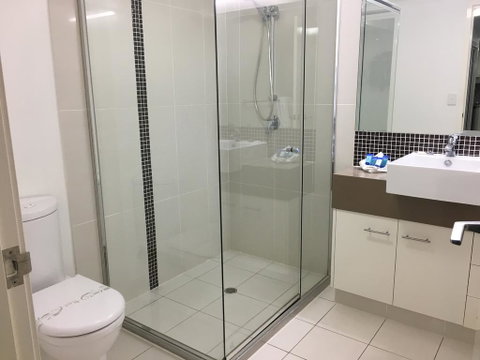 Eden By The Bay - Accommodation Gold Coast 3