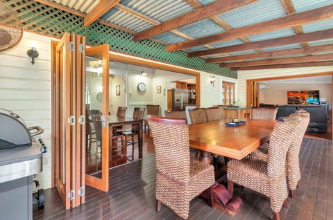 Edge Hill Holiday Home / Cairns - Accommodation Gold Coast 3