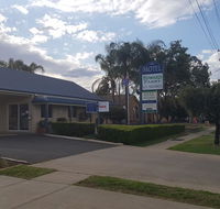 Edward Parry Motel and Apartments - Gold Coast 4U