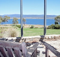 Edzell - Stunning Waterfront Home - Accommodation Gold Coast