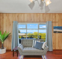 EIGHTY STEPS - walk to the ocean edge - Accommodation Gold Coast