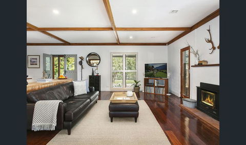 Elixir - Luxury On Acreage - Accommodation Gold Coast 3
