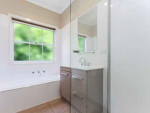 Elizas Townhouse - Accommodation Gold Coast 0