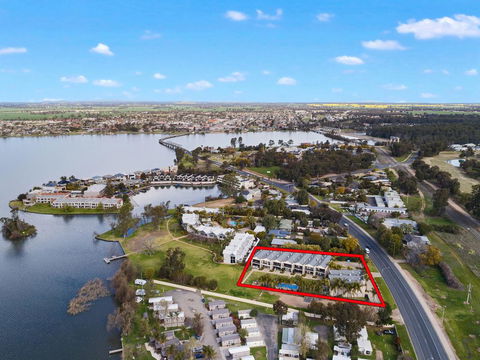 ELSINOR Townhouse 3 Mulwala - Accommodation Gold Coast 3