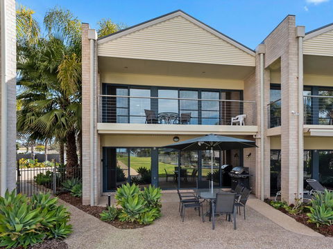ELSINOR Townhouse 3 Mulwala - Accommodation Gold Coast 0