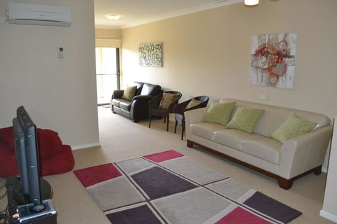 ELSINOR Townhouse 8 Mulwala - Accommodation Gold Coast 3