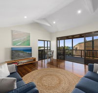 Emerald Seas Beach House - Gold Coast 4U