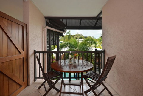 Escape Studio@Hibiscus - Accommodation Gold Coast 2