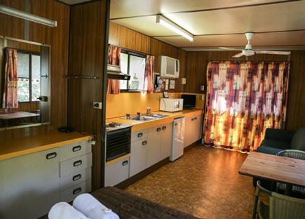 Esk Caravan Park & Rail Trail Motel - Gold Coast 4U 3