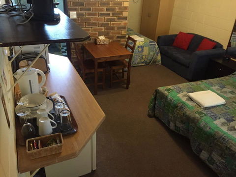 Esk Motel - 1 Gold Coast 1