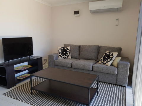 Excellent St Granny Flat - Accommodation Gold Coast 1