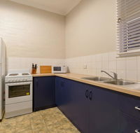 Exmouth Villas Unit 35 - 2 Bedroom Self-Contained Unit at the Heart of Town - Gold Coast 4U