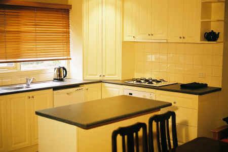 Eyre House - Accommodation Gold Coast 1