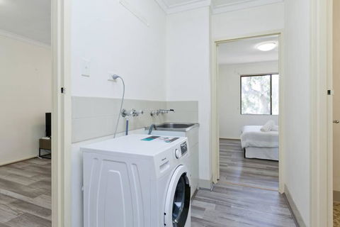 Fabulous Location Near Perth Zoo With Free Parking - Accommodation Gold Coast 2