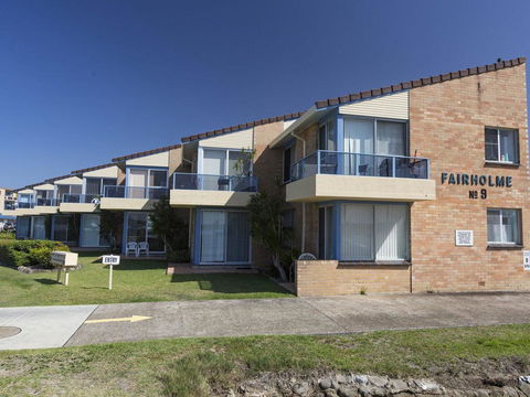 Fairholme 12 - Gold Coast 4U 2