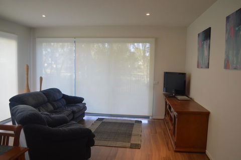 Family Friendly Unit - Accommodation Gold Coast 3
