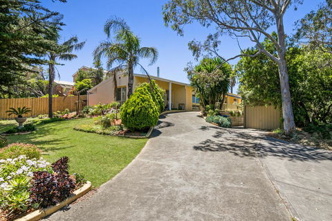 Family Fun Retreat With Spa - Accommodation Gold Coast 0