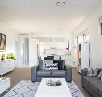 Family Size Apartment Close to Westmead Hospital - Accommodation Gold Coast