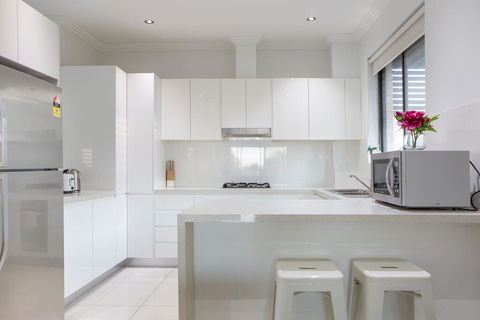Family Size Apartment Close To Westmead Hospital - Accommodation Gold Coast 3