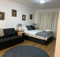 Family Unit March St Orange - Accommodation Gold Coast