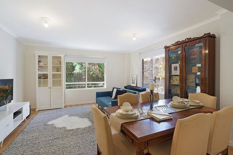 Family-Friendly Apartment In Cool, Central Area - Accommodation Gold Coast 0
