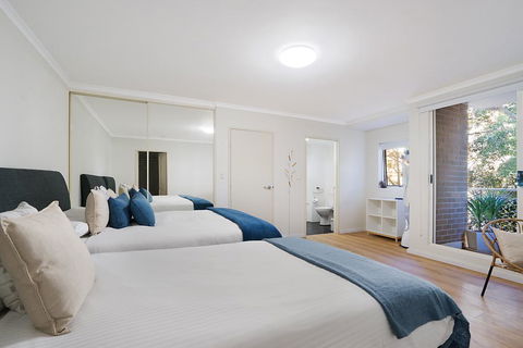 Family-Friendly Apartment In Cool, Central Area - Accommodation Gold Coast 1