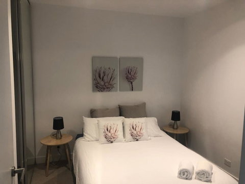 Fantastic Fitzroy - Huge House For A Magical Time! - Accommodation Gold Coast 2