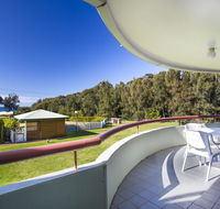 Fathoms 8 - Mollymook - Gold Coast 4U