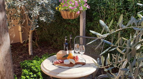 Fechner Place Barossa, 1 Bed, 1 Bath & Wine - Gold Coast 4U 1