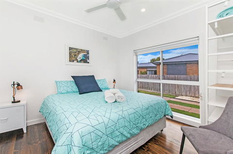 Fielding's Lair - The Ultimate Family Retreat - House & Bungalow - Gold Coast 4U 2