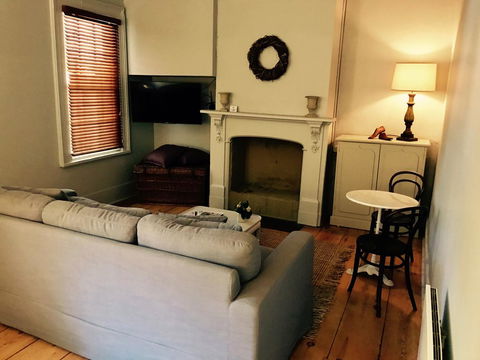 Fig Cafe And Accommodation - Gold Coast 4U 2