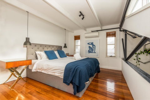 Fitzroy Converted Warehouse Penthouse - Accommodation Gold Coast 1