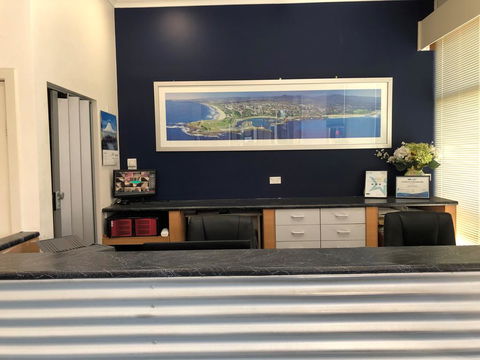 Flinders Motel - Gold Coast 4U 1