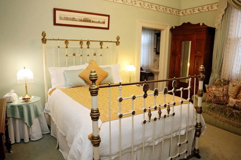 Forgandenny House B&B - Gold Coast 4U 2